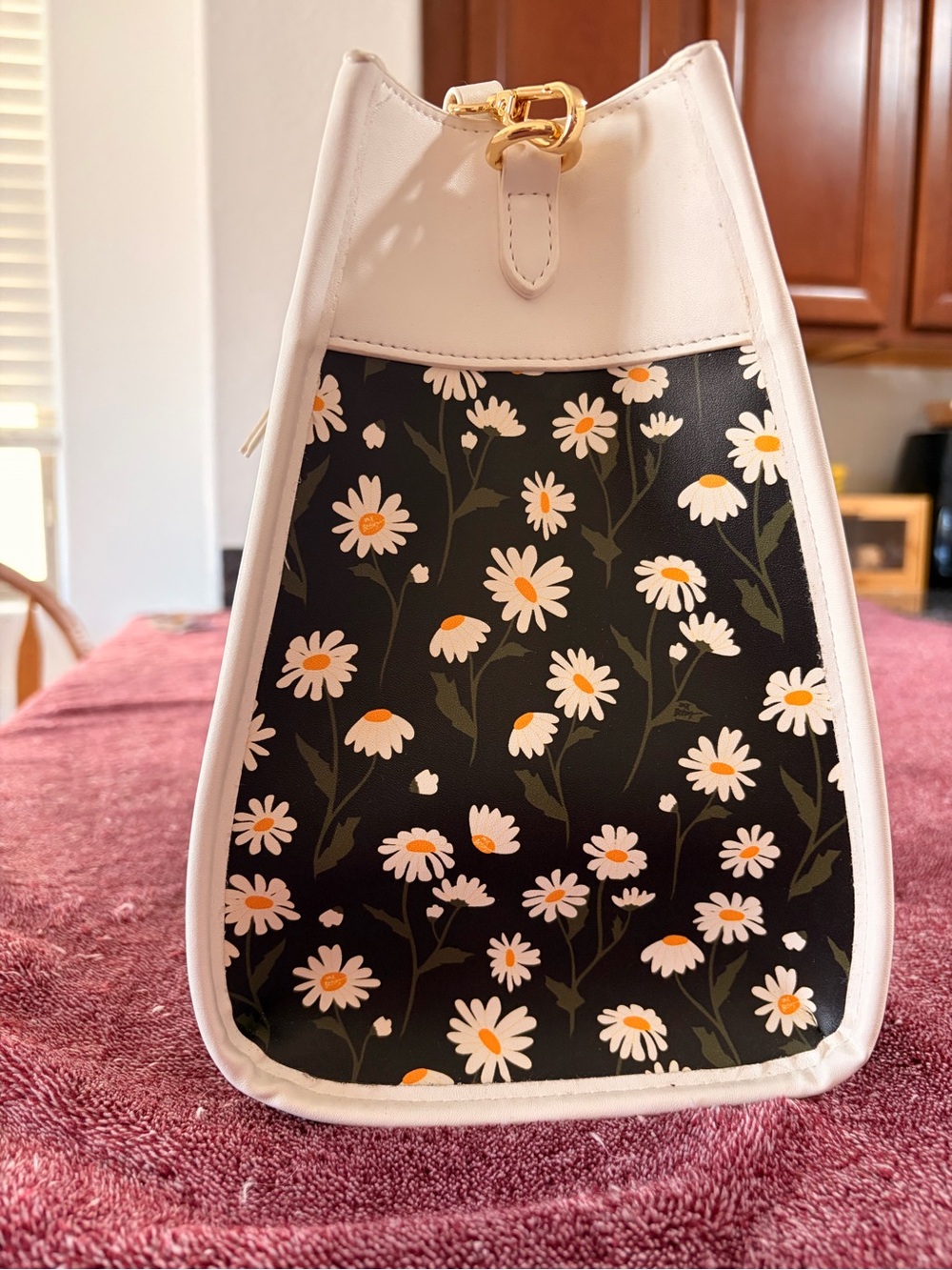 Betsey Johnson Black Tote with Cream Trim & White Daisy Print - Picture 7 of 11